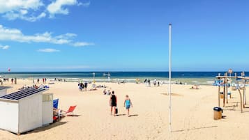 Playa en los alrededores y pesca