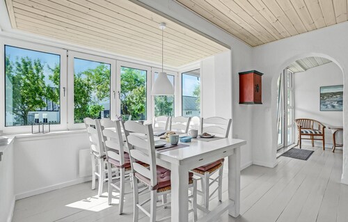 Gorgeous home in Vestervig with WiFi