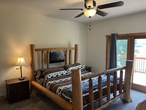 4 quartos, berço de viagem, Wi-Fi de cortesia, roupa de cama