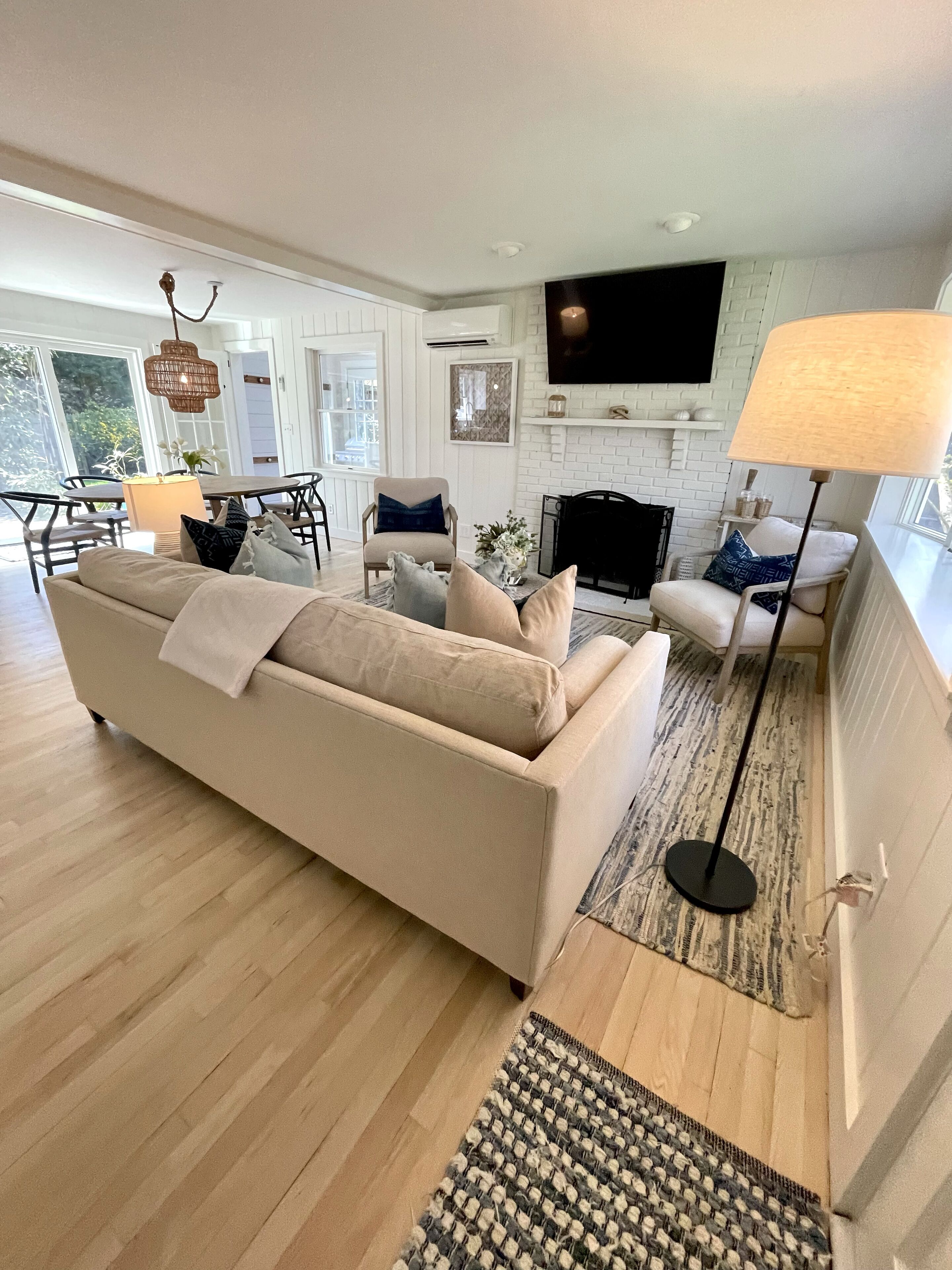**Vineyard Vacation Retreat** -3 BR