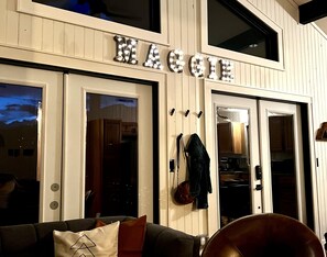 Interior - Charming cabin with  hot tub  & breathtaking views. (Maggie Valley)