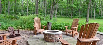 The 1764 Mohler House! Beautifully Restored Farmhouse 3BR/4BA on 9aces w/firepit