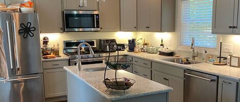 Fridge, microwave, oven, dishwasher