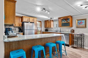 Casa, 4 quartos | Cozinha privada