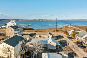 Beach - Conch's Point Cottage (Morehead City)