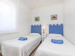 3 bedrooms, iron/ironing board, travel cot, free WiFi