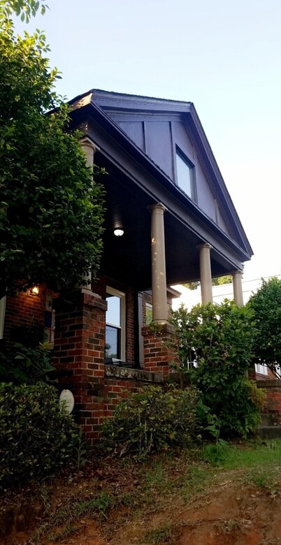 The Original Madison's Home is Located 2 Mins from Downtown