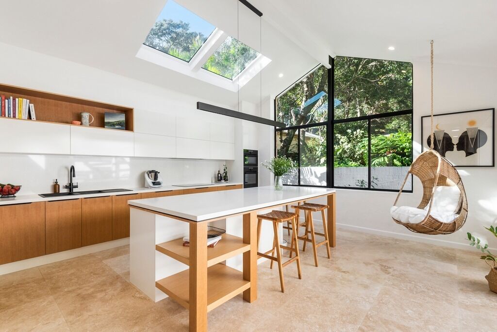 Family friendly, in the heart of Palm Beach Village