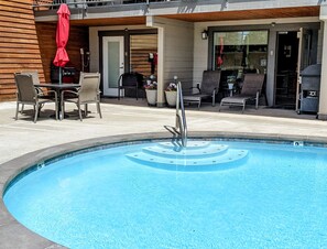 Outdoor pool - Starboard Cabana - Unit 2 (Chelan)