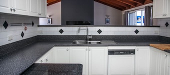 Clarence Homestead - Swim & Relax in the Mountains