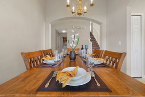 Dining - FREE POOL HEAT 20 Mins to Disney: 5BR Home w/ Private Pool, Hot Tub & Game Room (Davenport)