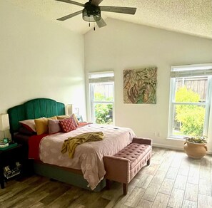 3 Schlafzimmer, Schreibtisch, kostenloses WLAN, Bettwäsche