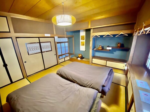 Villa tradicional | 7 habitaciones, cortinas blackout y tabla de planchar con plancha