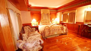 Deluxe Double Room | Soundproofing, free WiFi, bed sheets