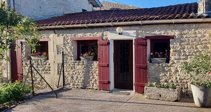 Le Clos Saint Martin De Juillers