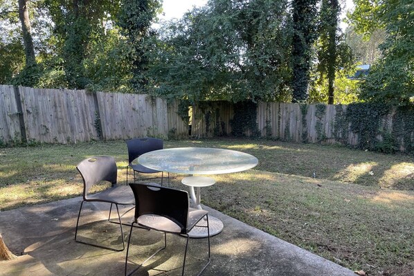 Outdoor dining