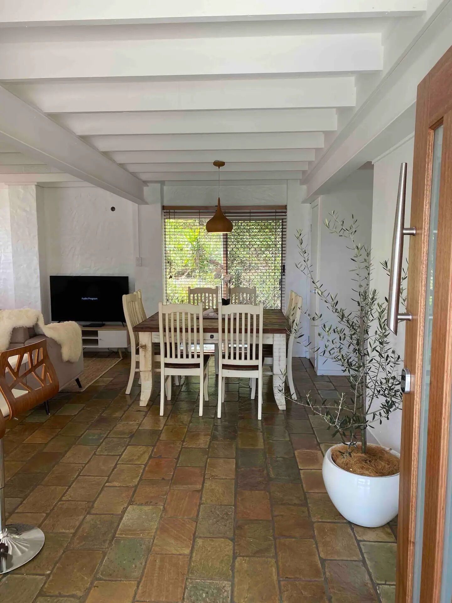 Poorinda Gold Coast Villa — image 17