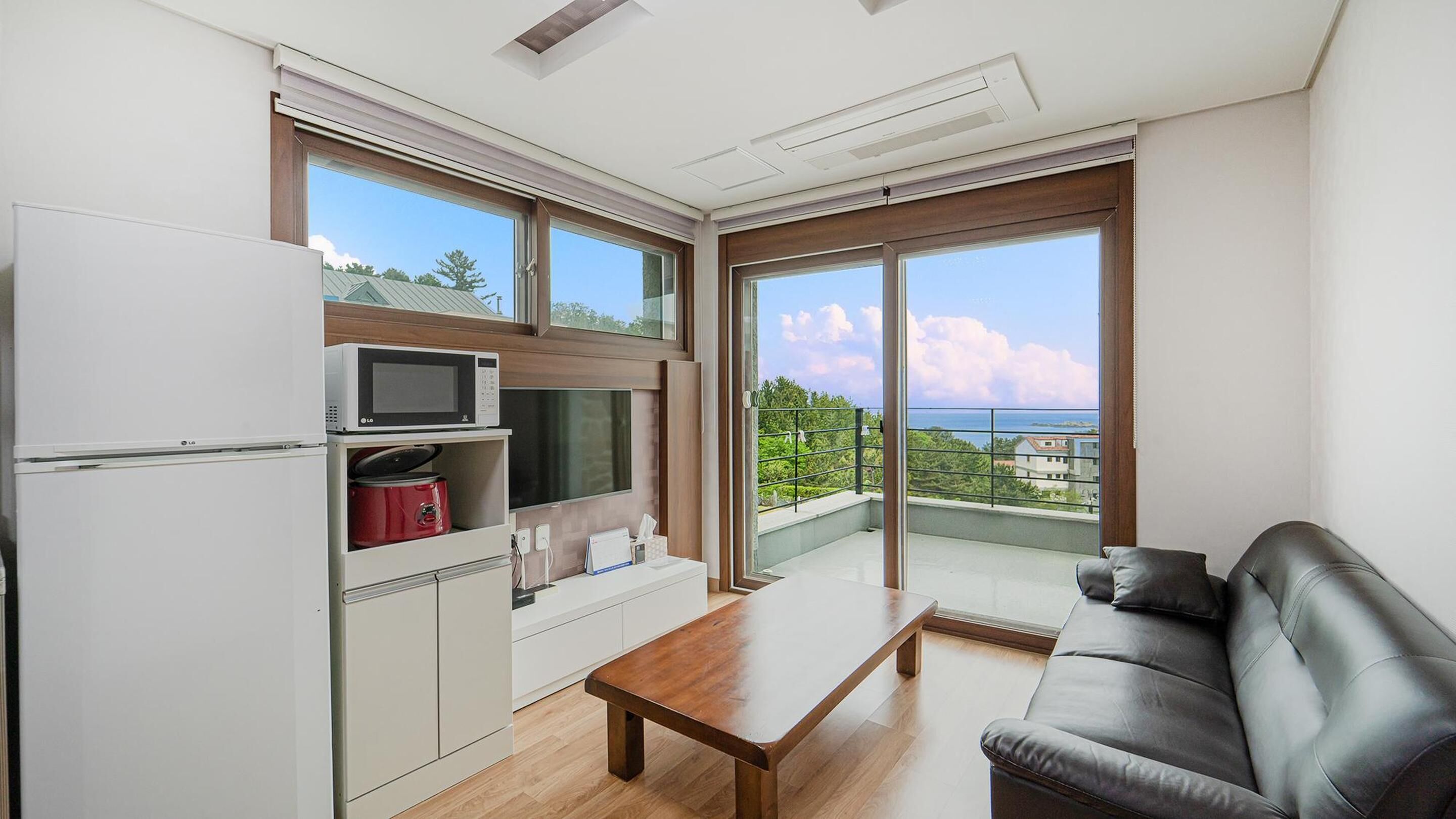 Basic Room, 1 Bedroom (2nadong 201) | 1 bedroom, free WiFi