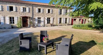 Petite pause au Clos Saint Martin de Juillers