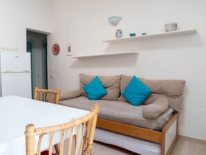 Smart TV - Three-room apartment in San Teodoro (San Teodoro)
