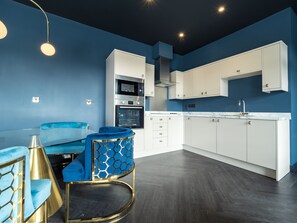 Deluxe Suite | Private kitchen