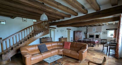 Gßte de groupe Rabelais : grande maison de campagne en région tourangelle