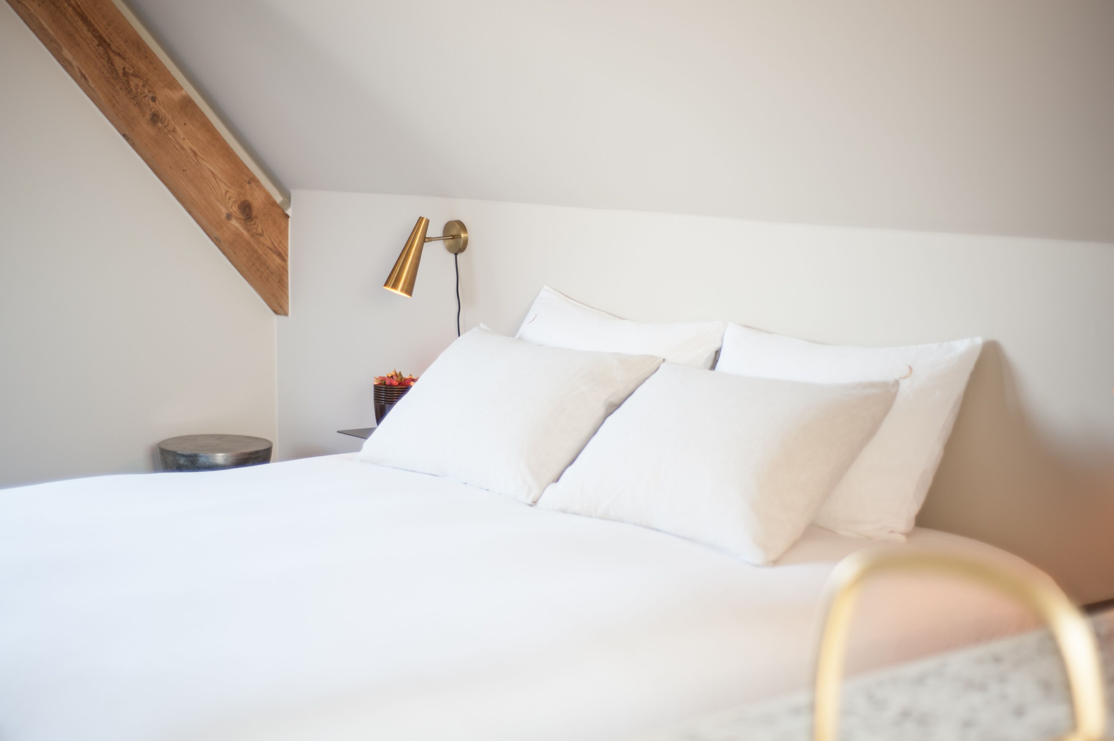 허니문 더블룸, 발코니, 시내 전망 | 고급 침구, 오리/거위털 이불, 각각 다른 스타일의 인테리어, 각각 다르게 가구 비치