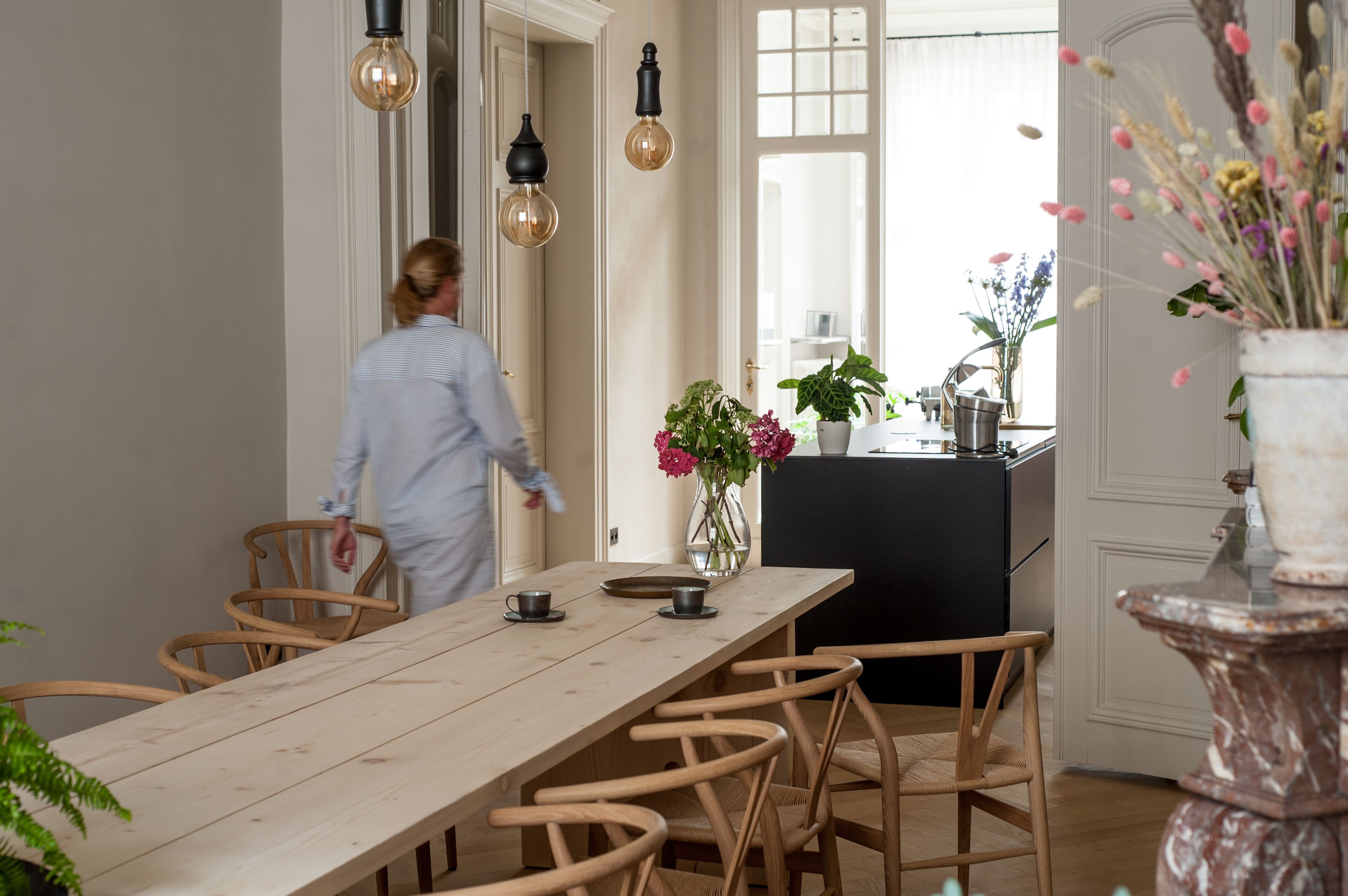 Tägliches Frühstücksbuffet (25 EUR pro Person)