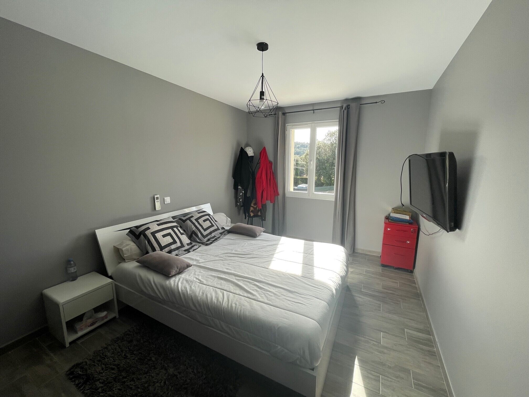 4 chambres, lit parapluie, Wi-Fi gratuit, draps fournis
