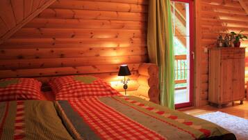 3 camere, ferro/asse da stiro, culla da viaggio, Wi-Fi gratuito