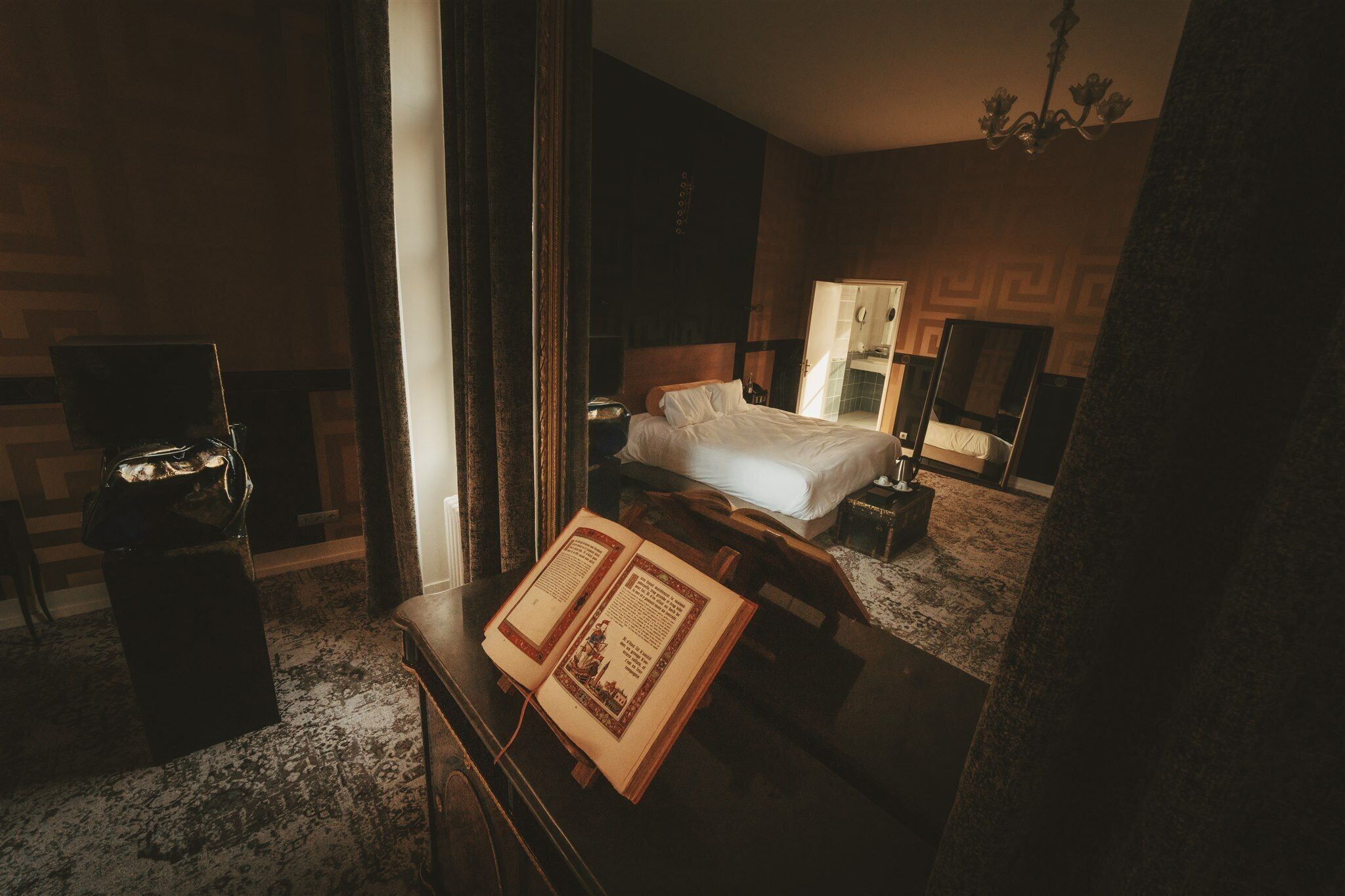 premium double room | free wifi, bed sheets