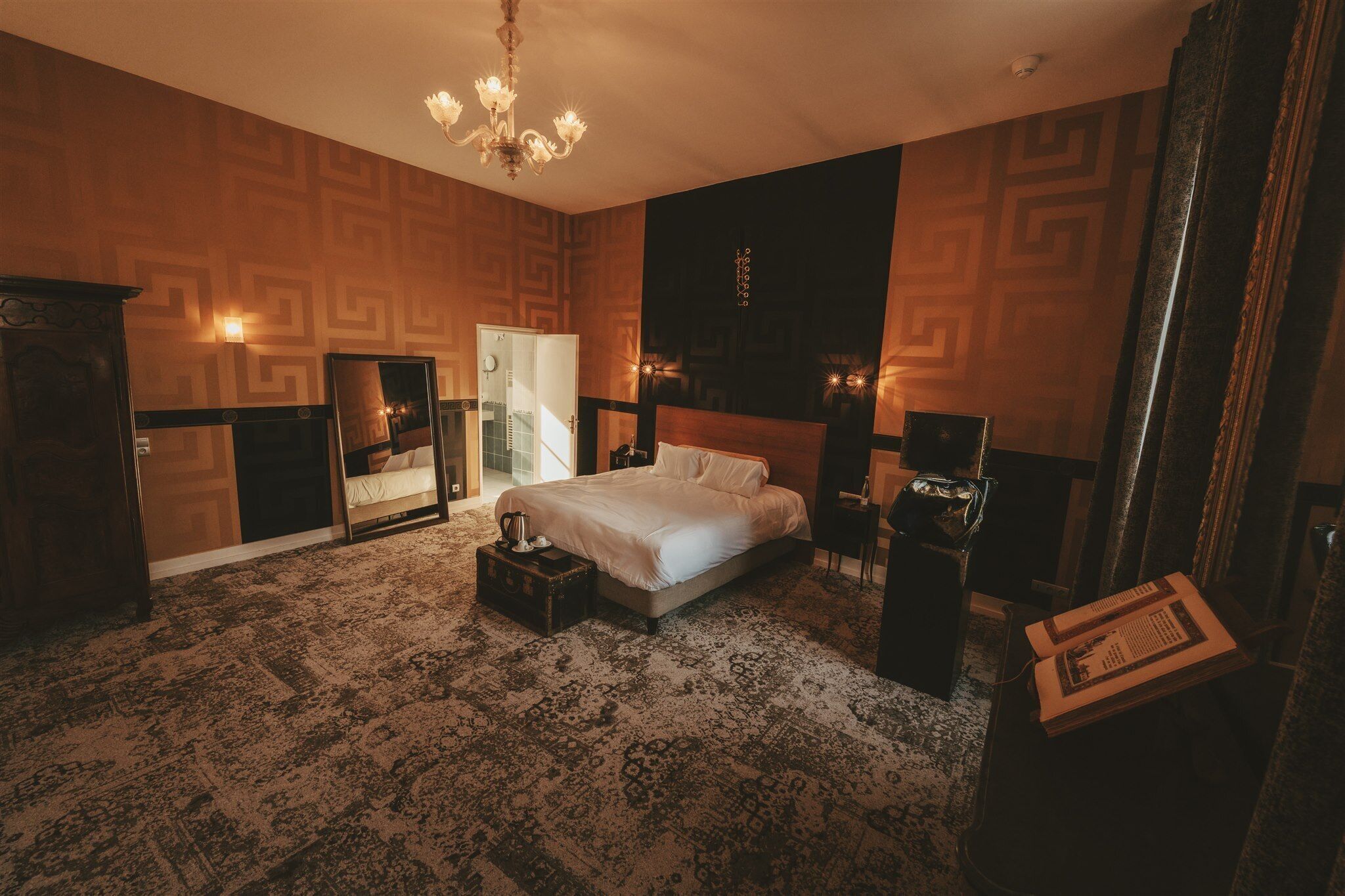 premium double room | free wifi, bed sheets