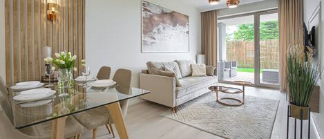 Apartment (10) | Living area