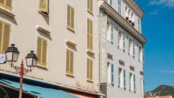 Extérieur