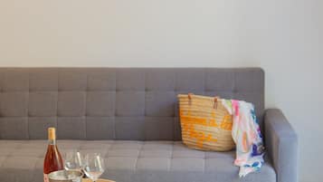 Superior suite | Woonruimte | Flatscreentelevisie