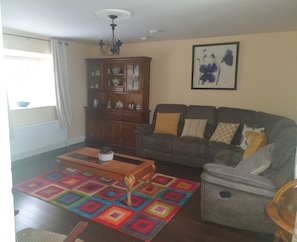 House, Multiple Beds | Living room - Captivating 3-bed House (Dromaan)