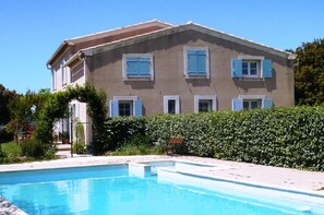 Alberca al aire libre 