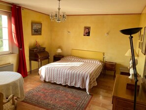 6 habitaciones, cuna de viaje, wifi gratis y ropa de cama 