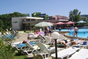 Alberca al aire libre 