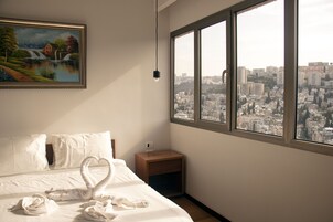 Executive Room | Free WiFi, bed sheets