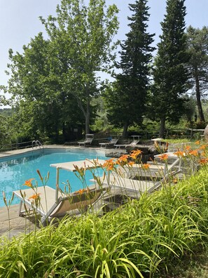 Piscine extérieure