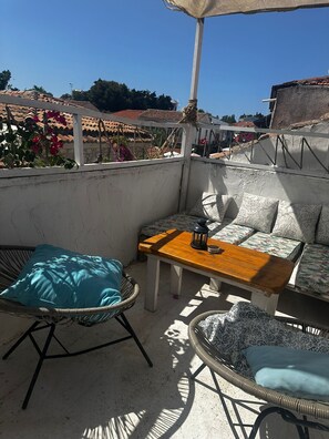 Family Quadruple Room, 2 Bedrooms, City View | Terrace/patio - Aracati Pansiyon (Cesme)