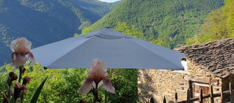 Mountain worlds behind Lake Maggiore, Case di Zali