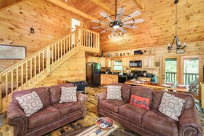 Flat-screen TV, fireplace, video games, DVD player