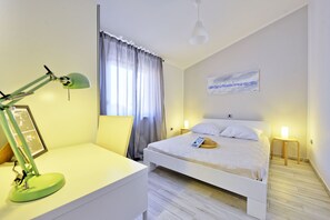 4 Schlafzimmer, Bügeleisen/Bügelbrett, kostenloses WLAN, Bettwäsche