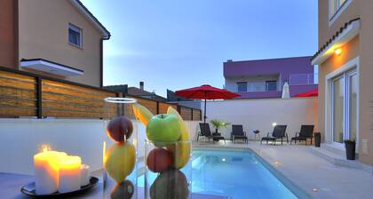 Villa with private pool in village Jadreški