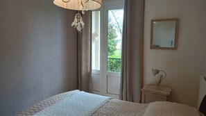 2 chambres, bureau, fer et planche à repasser, Wi-Fi