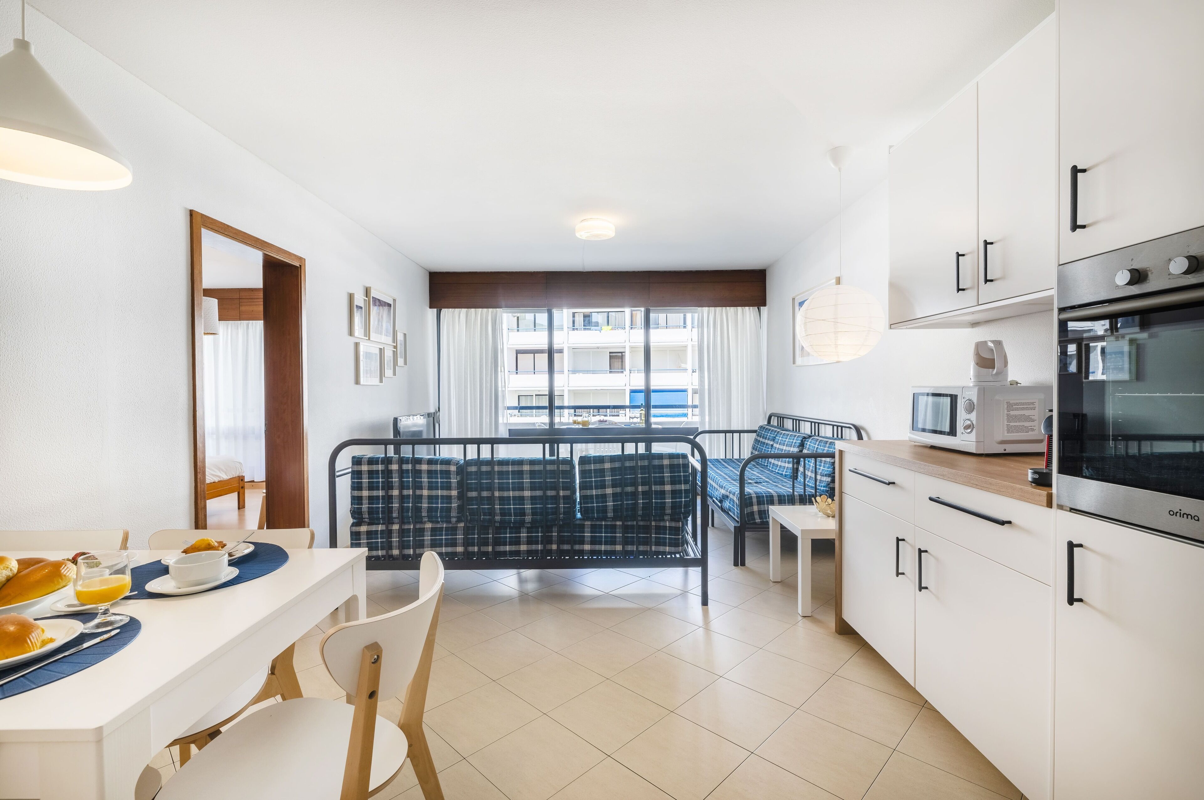 Apartamento, 2 habitaciones, balcón | Zona de estar