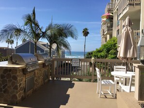 Outdoor dining - Beach Condo with Remodeled Kitchen at North Coast Village. 762 Sq Ft (Oceanside)