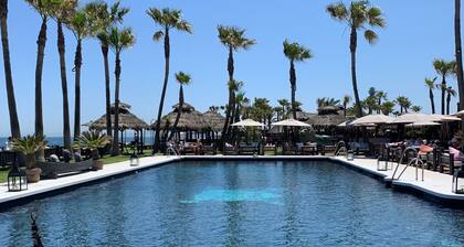 Elegant and Bright Townhouse